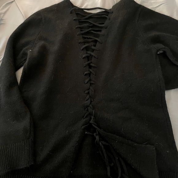 Black sweater with lace up back - Picture 1 of 2